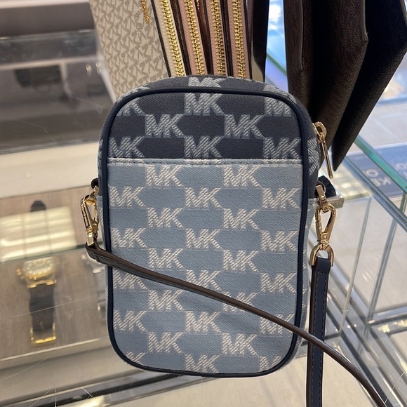 Michael Kors Sloan Editor Small Phone Logo Jacquard Crossbody
Navy Multi - Picture 4 of 16